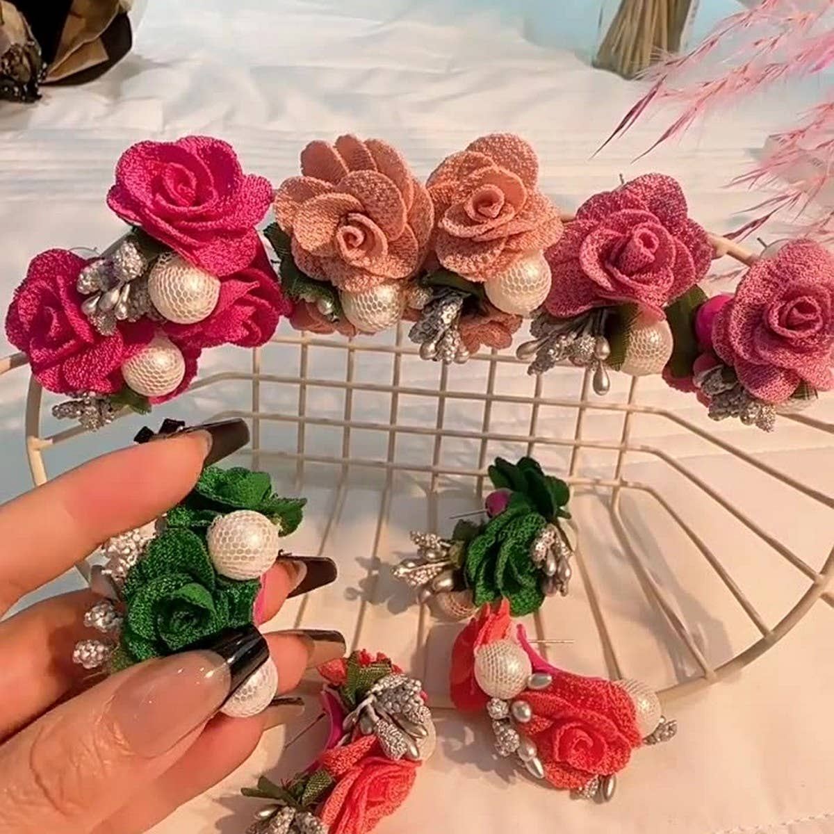 Pearl Fabric Flower Stud Earrings ??Unique Design_CWMM6256