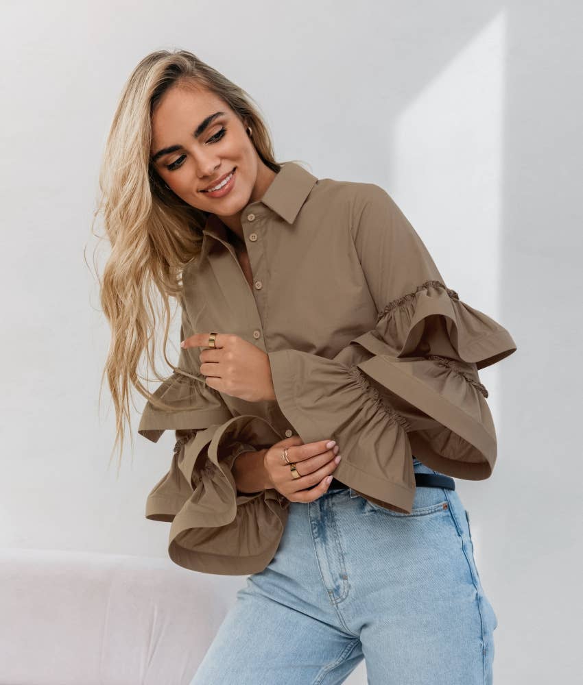SOLID COLOR RUFFLED SHIRT WITH FRENCH DESIGN