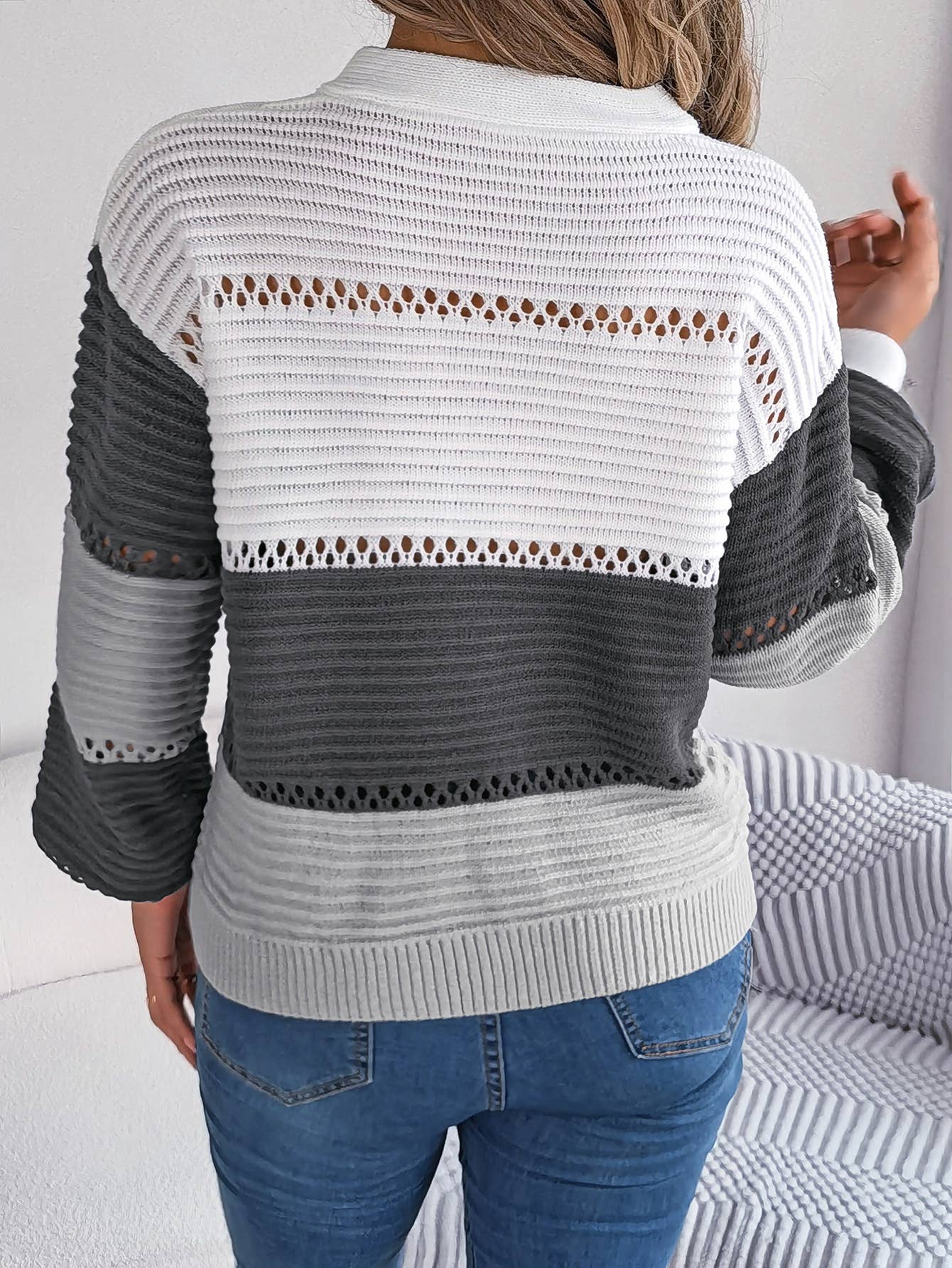 V-neck color-blocked lantern sleeve sweater