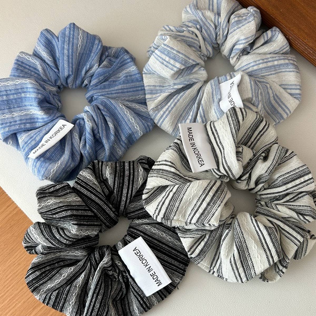 FRESH STRIPED COLON HAIR SCRUNCHIES