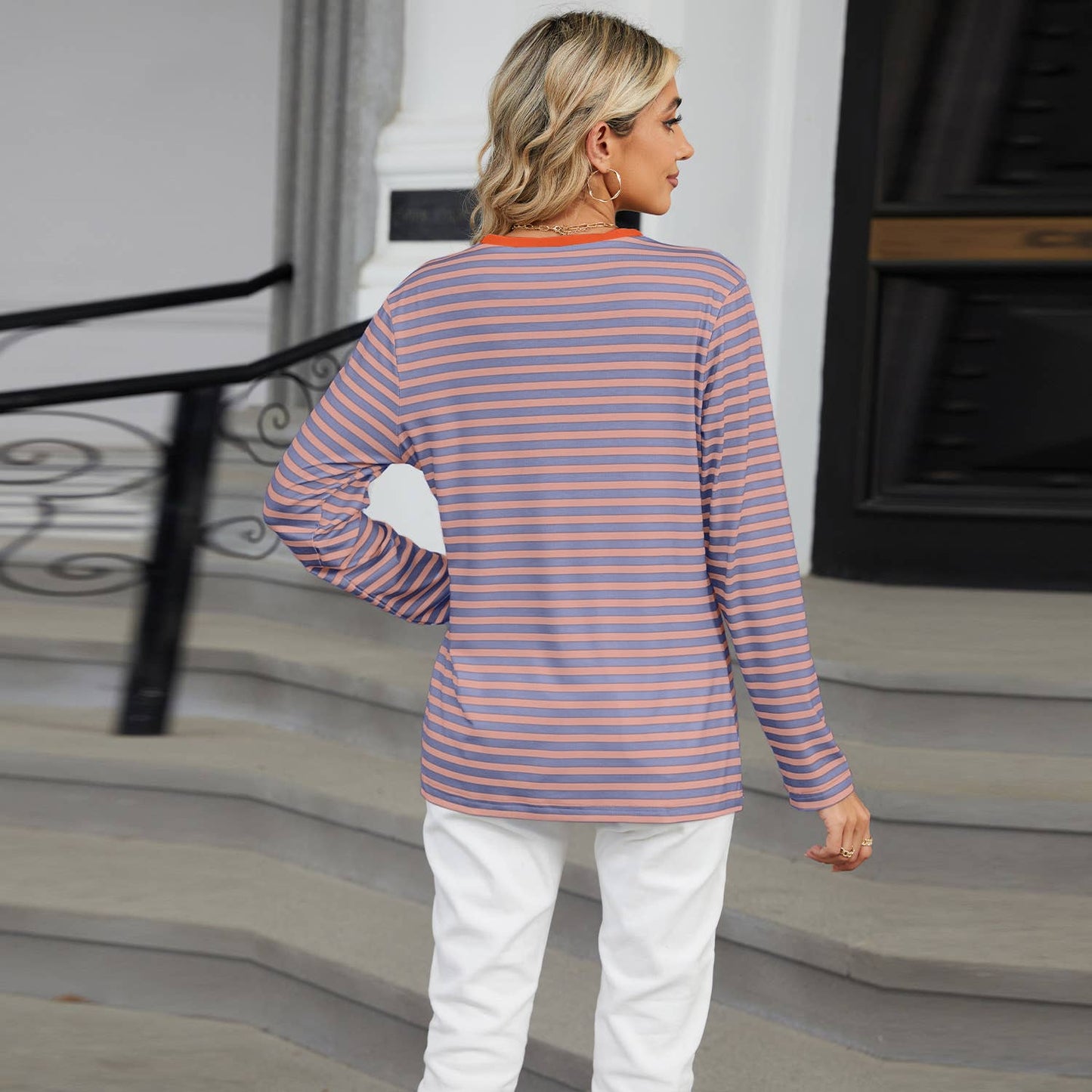 V-NECK LONG SLEEVE T-SHIRT WITH COLOR STRIPES