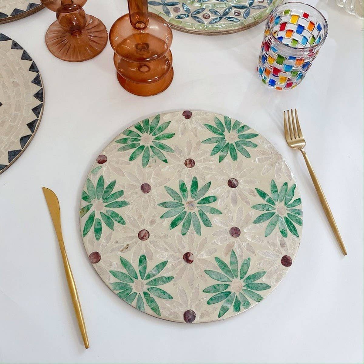 CREATIVE COLORFUL SHELL ROUND PAD INSULATION PAD