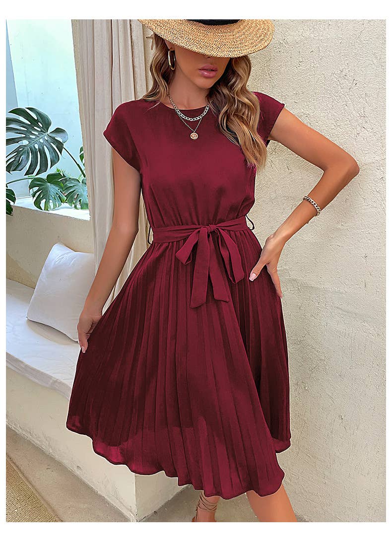 Lace-up solid color pleated dress