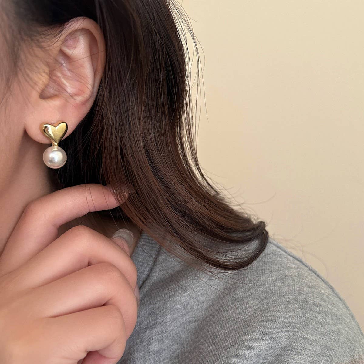 VALENTINE'S DAY NEW SIMPLE PEARL HEART EARRINGS