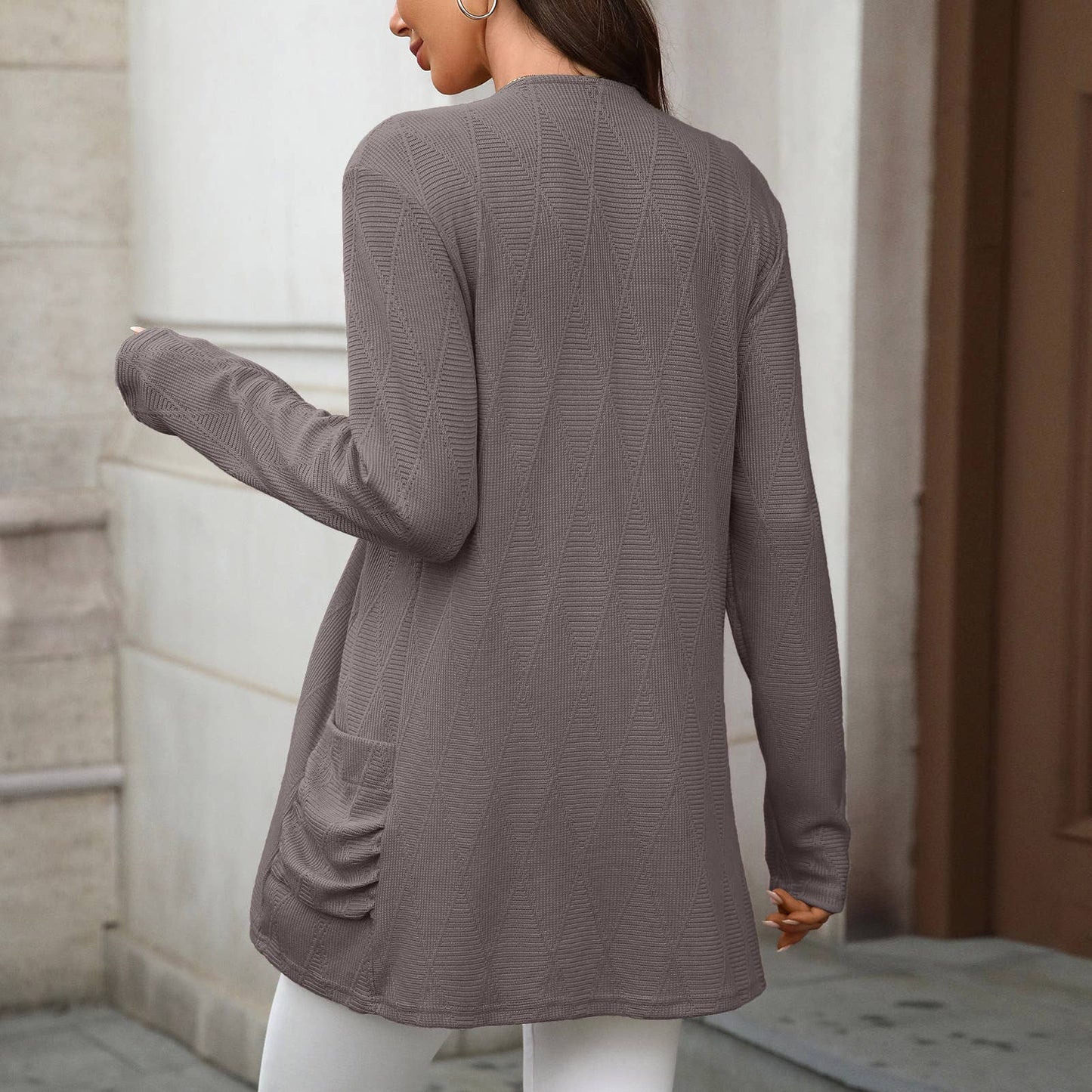 Light and solid color unbuttoned cardigan
