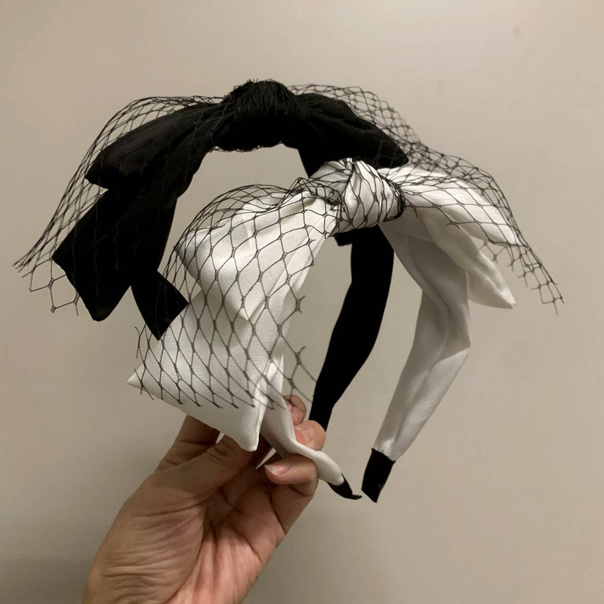 RETRO FISHNET DOUBLE LAYER BIG BOW HEADBAND_CWAHA2563