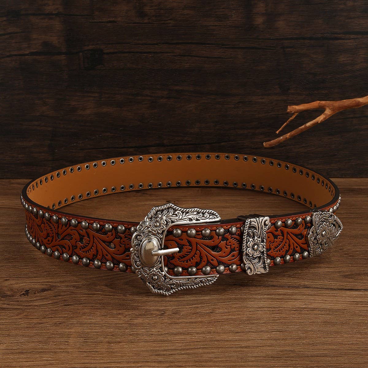 METAL VINTAGE DISTRESSED RIVET EMBOSSED BELT