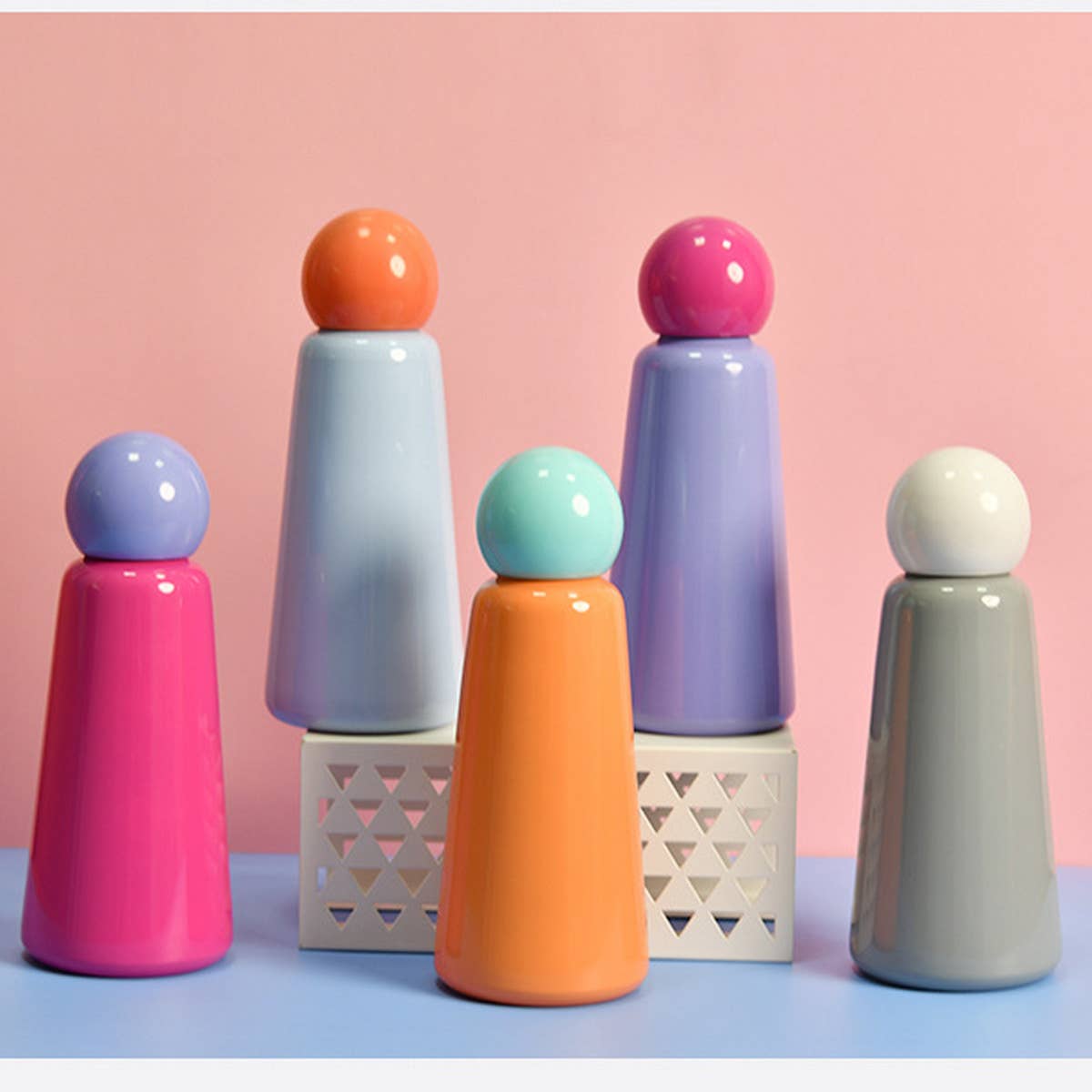 CUTE OUTDOOR DOUBLE-LAYER HOT AND COLD WATER CUP