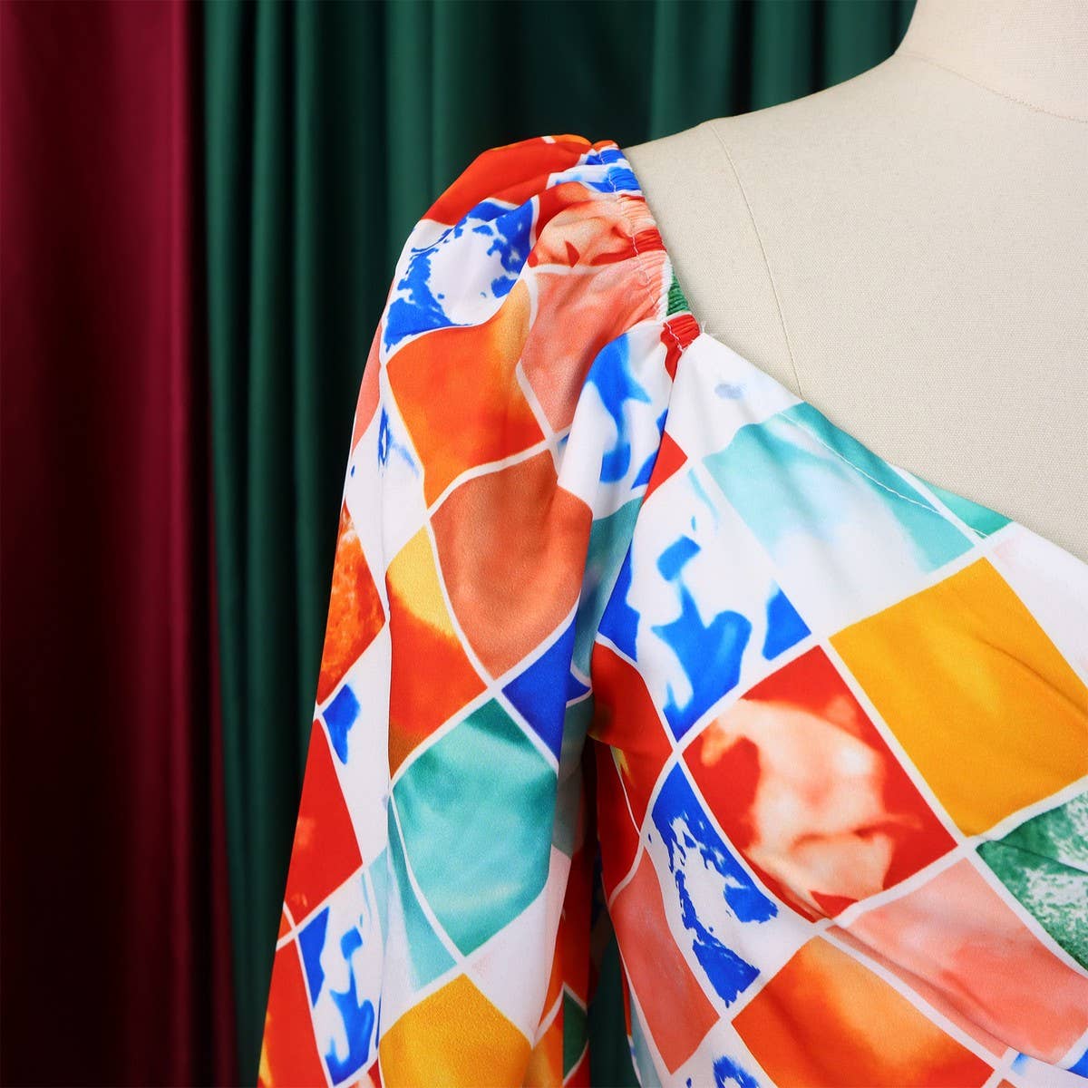 PRINTED TOP PLEATED LONG SKIRT TWO-PIECE SUIT_CWSTB1137