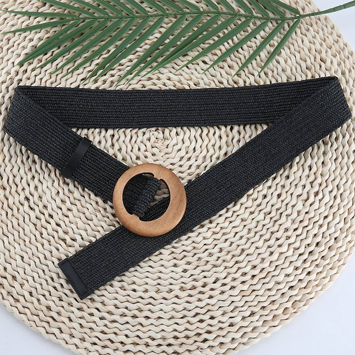 CWABE1176_ROUND WOODEN BUCKLE PP STRAW WOVEN BELT