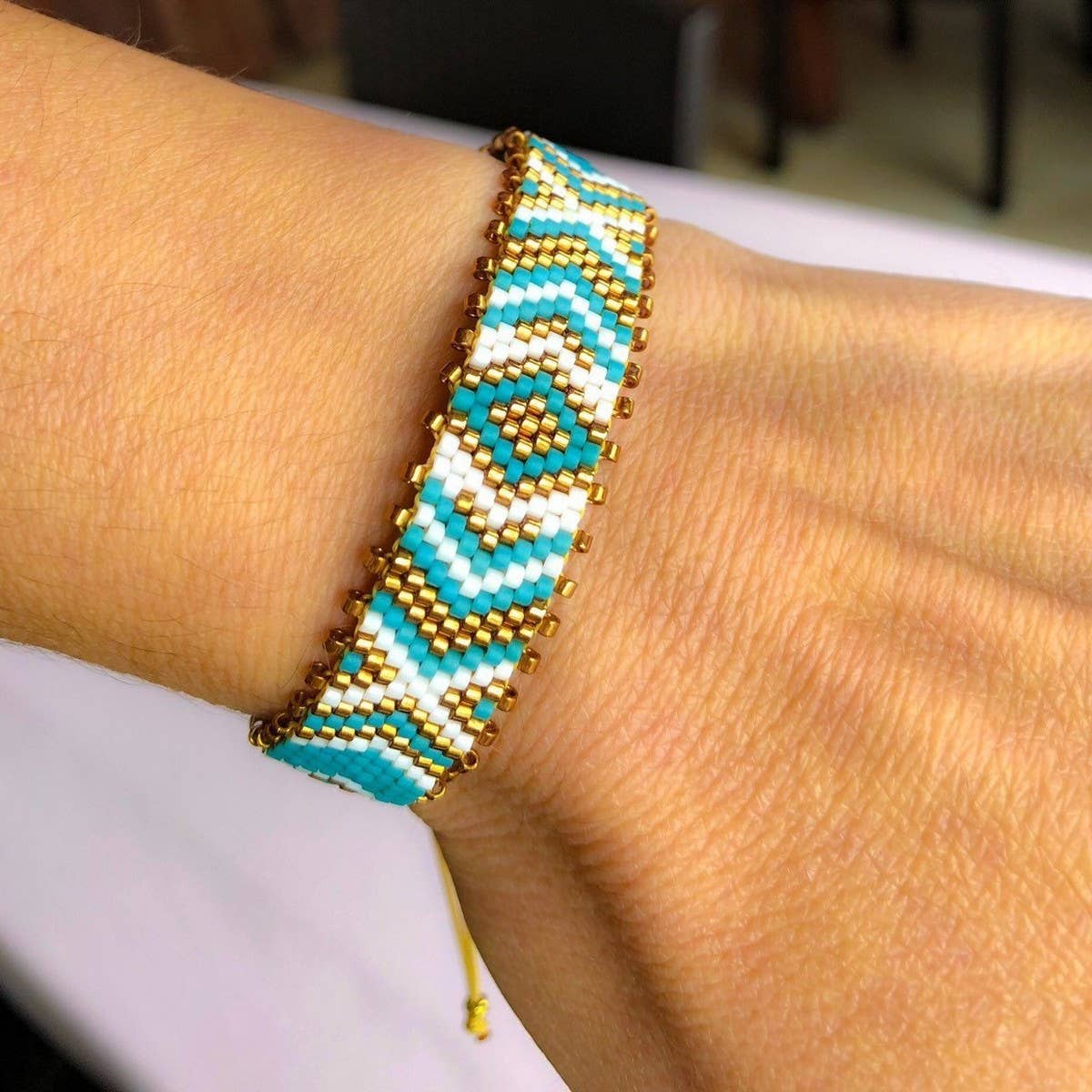 RICE BEAD HAND-WOVEN BEADED BRACELET