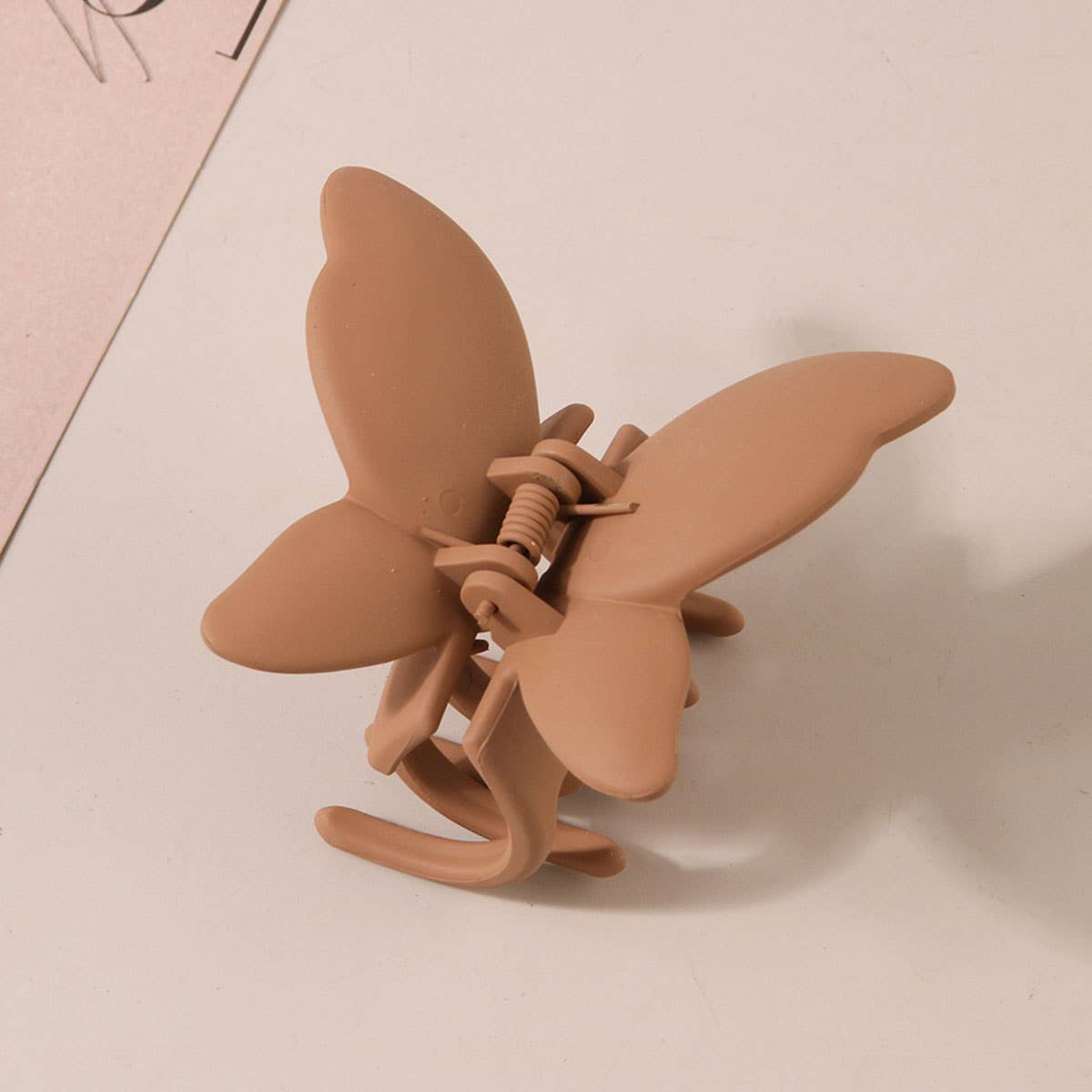Matte Butterfly Hair Claw Clip ? Strong & Stylish_CWAHA0087
