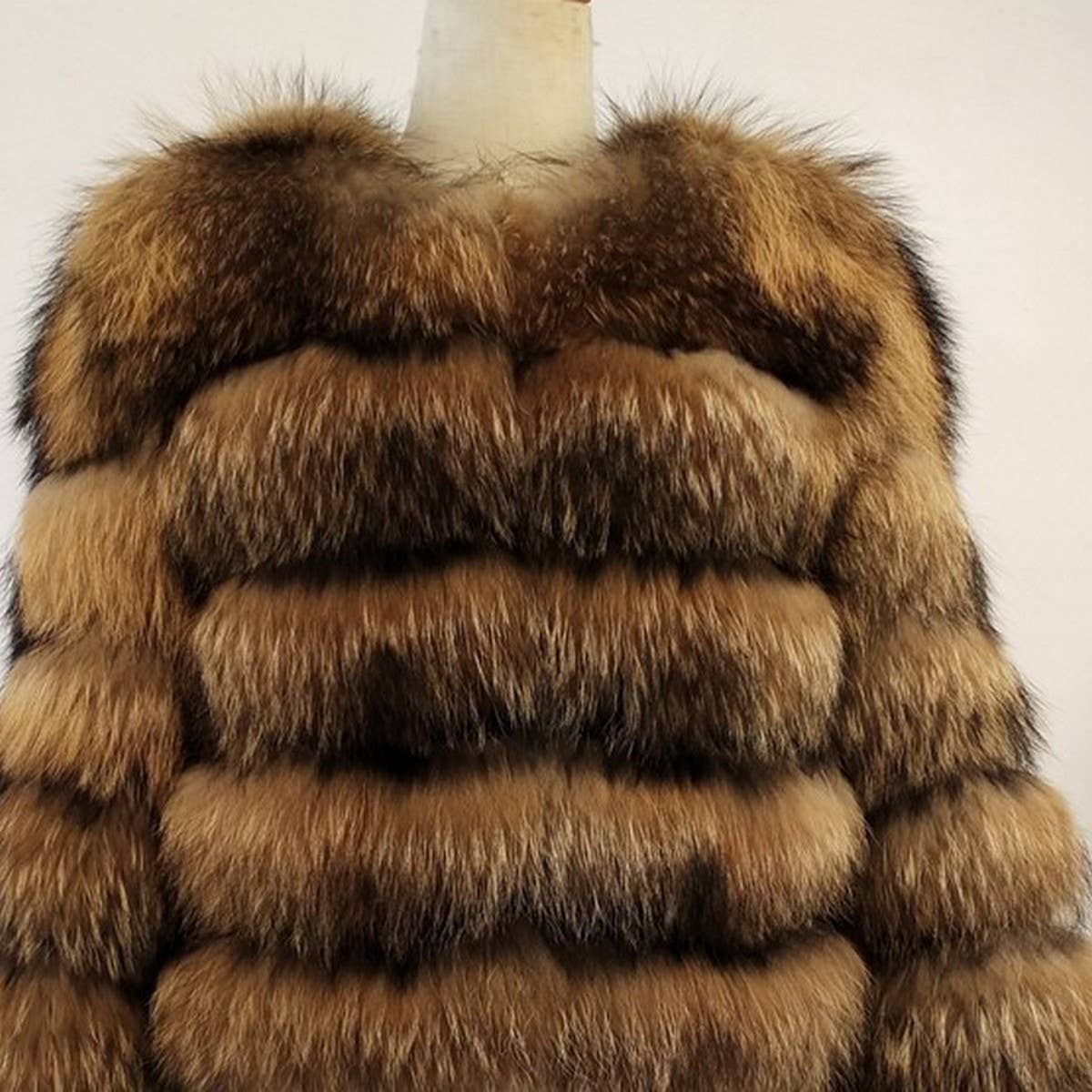 Chic Faux Fur Coat Women Short Fluffy Jacket_CWMM9048