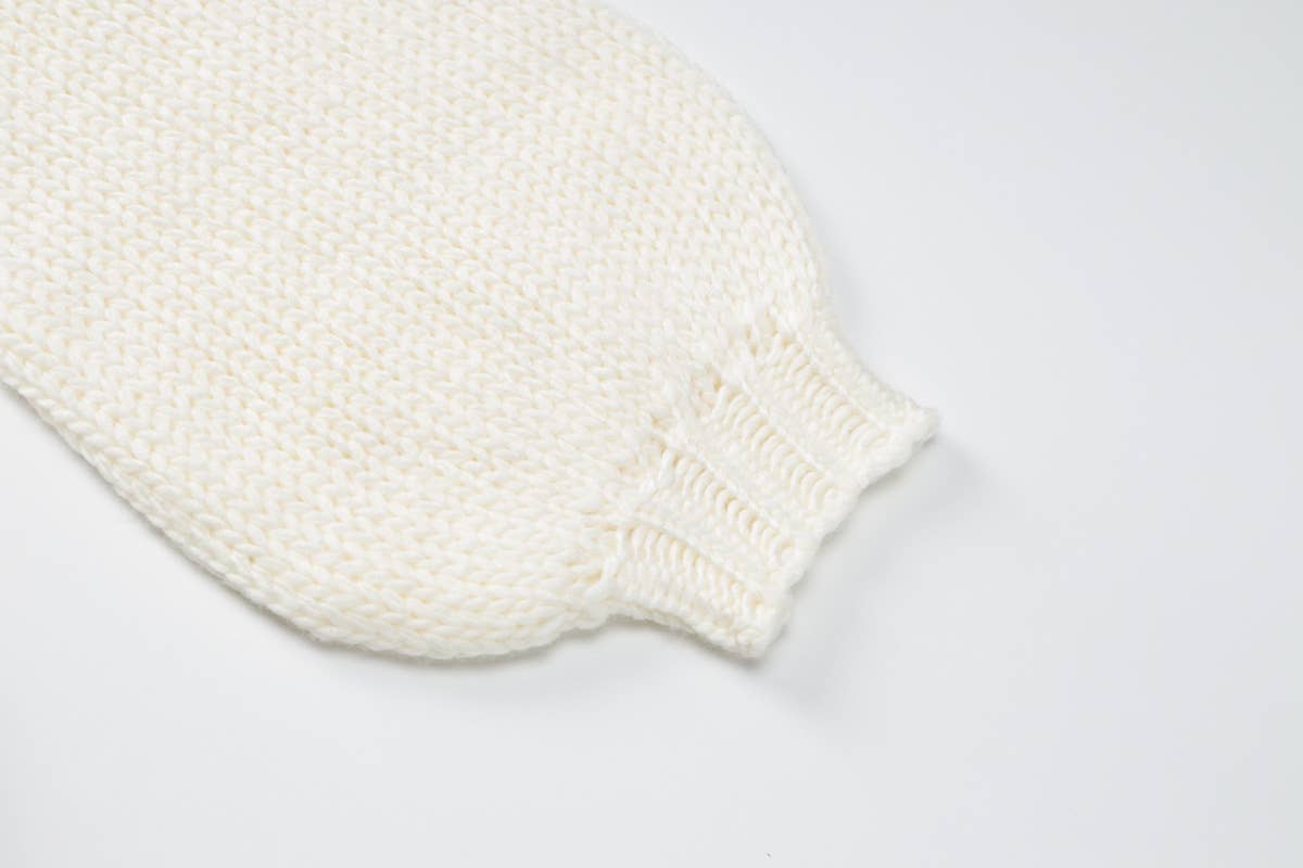 SOLID COLOR SIMPLE LOOSE V-NECK KNIT SWEATER