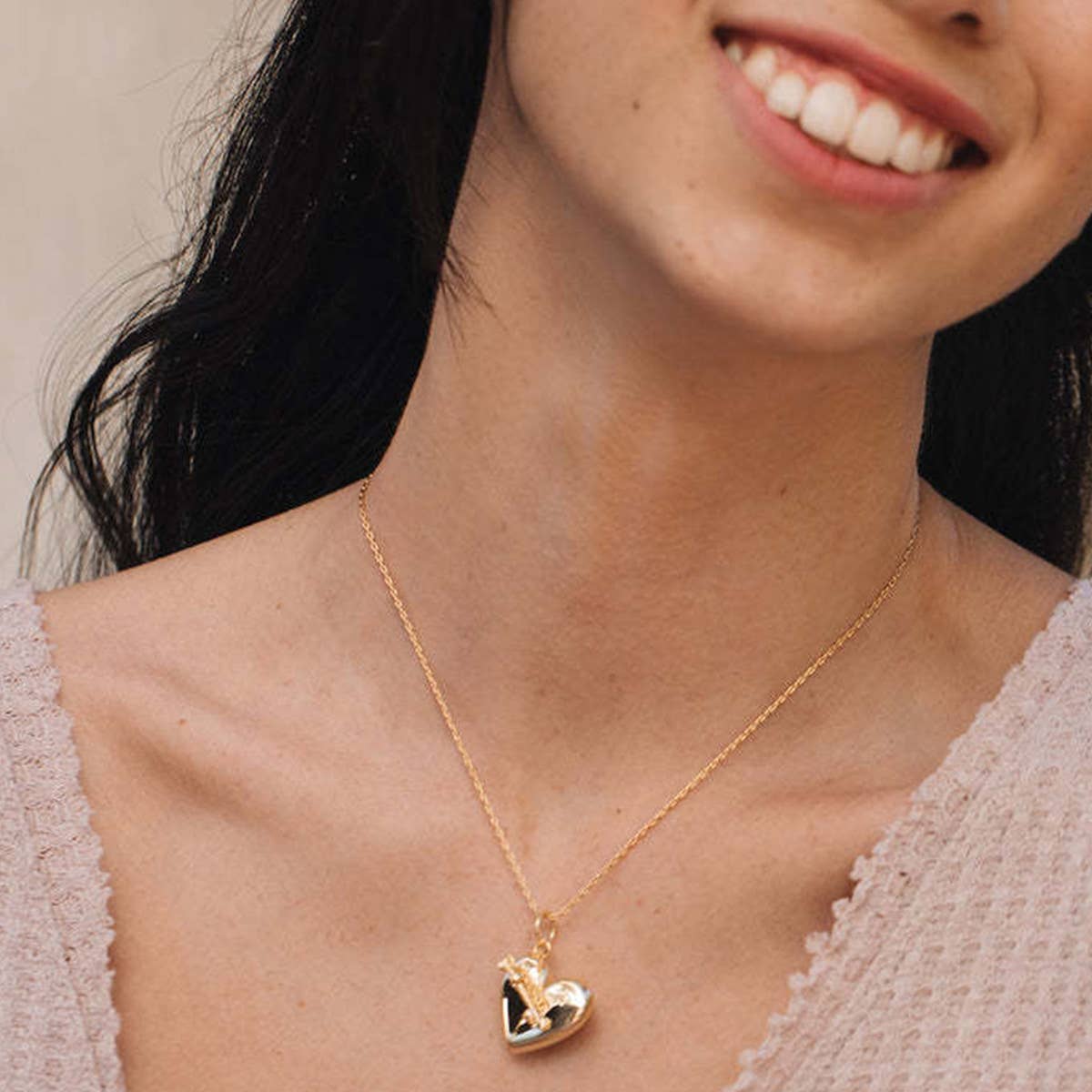 HEART-SHAPED PENDANT CLAVICLE CHAIN