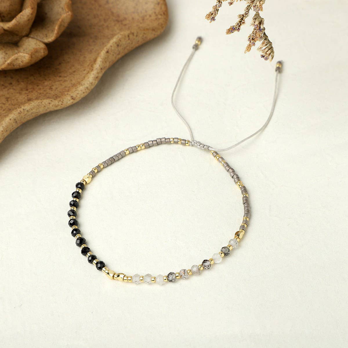 CWAJE4564_HAND WOVEN SEMI-PRECIOUS STONE BRACELET