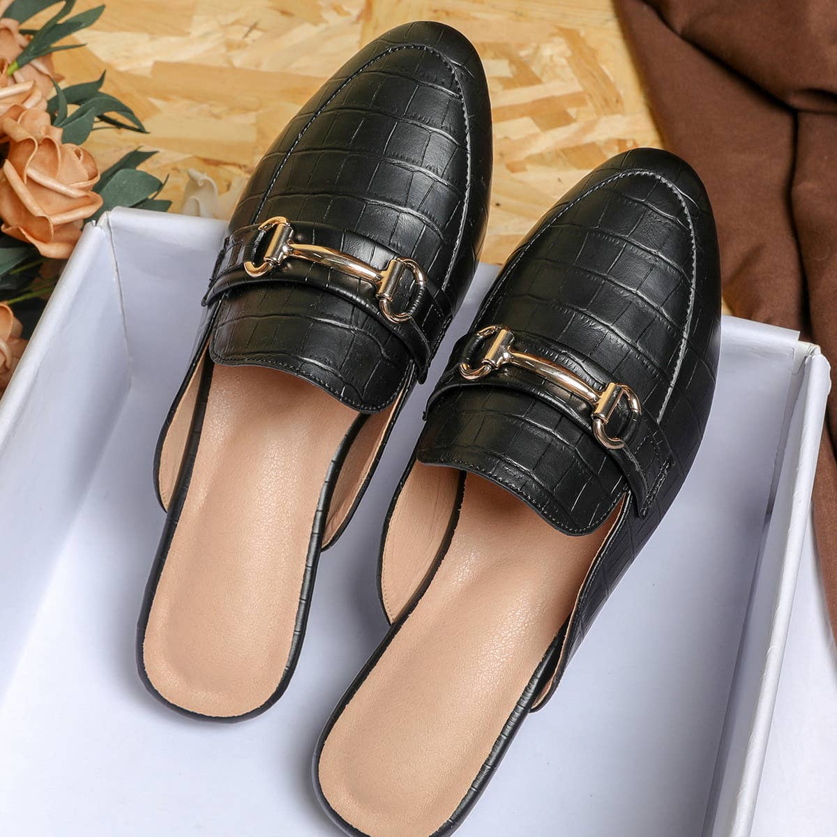 WOMEN LARGE SIZE CROCODILE LEATHER FLAT MULES
