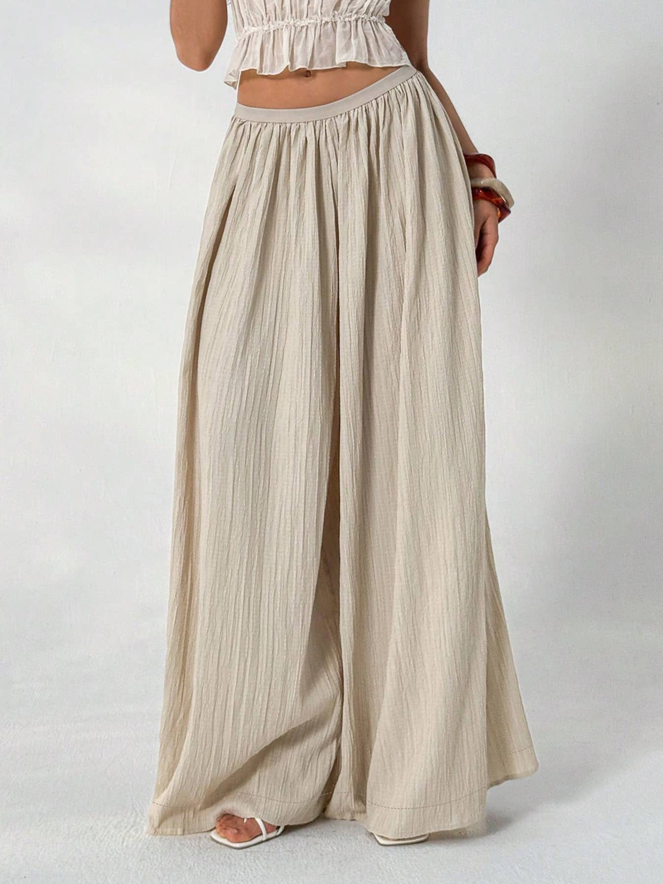 Loose and tight solid color loose wide-leg pants