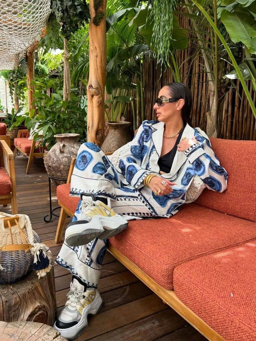 Fashionable printed shirt and trousers set