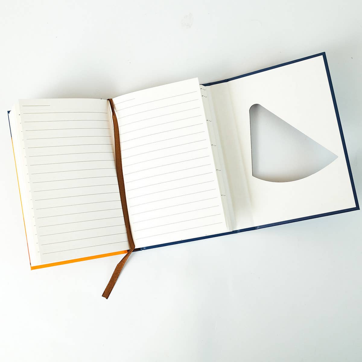 CUTE CARTOON KITTEN COVER HARD COVER NOTEBOOK