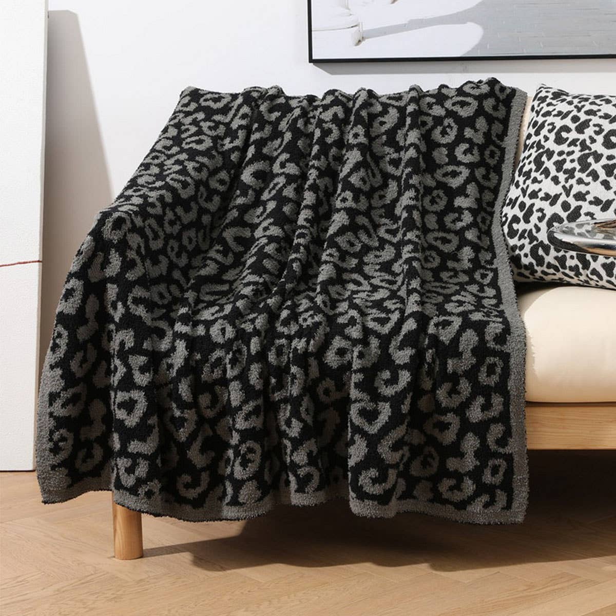KNITTED LEOPARD PRINT LIGHTWEIGHT SOFA BLANKET