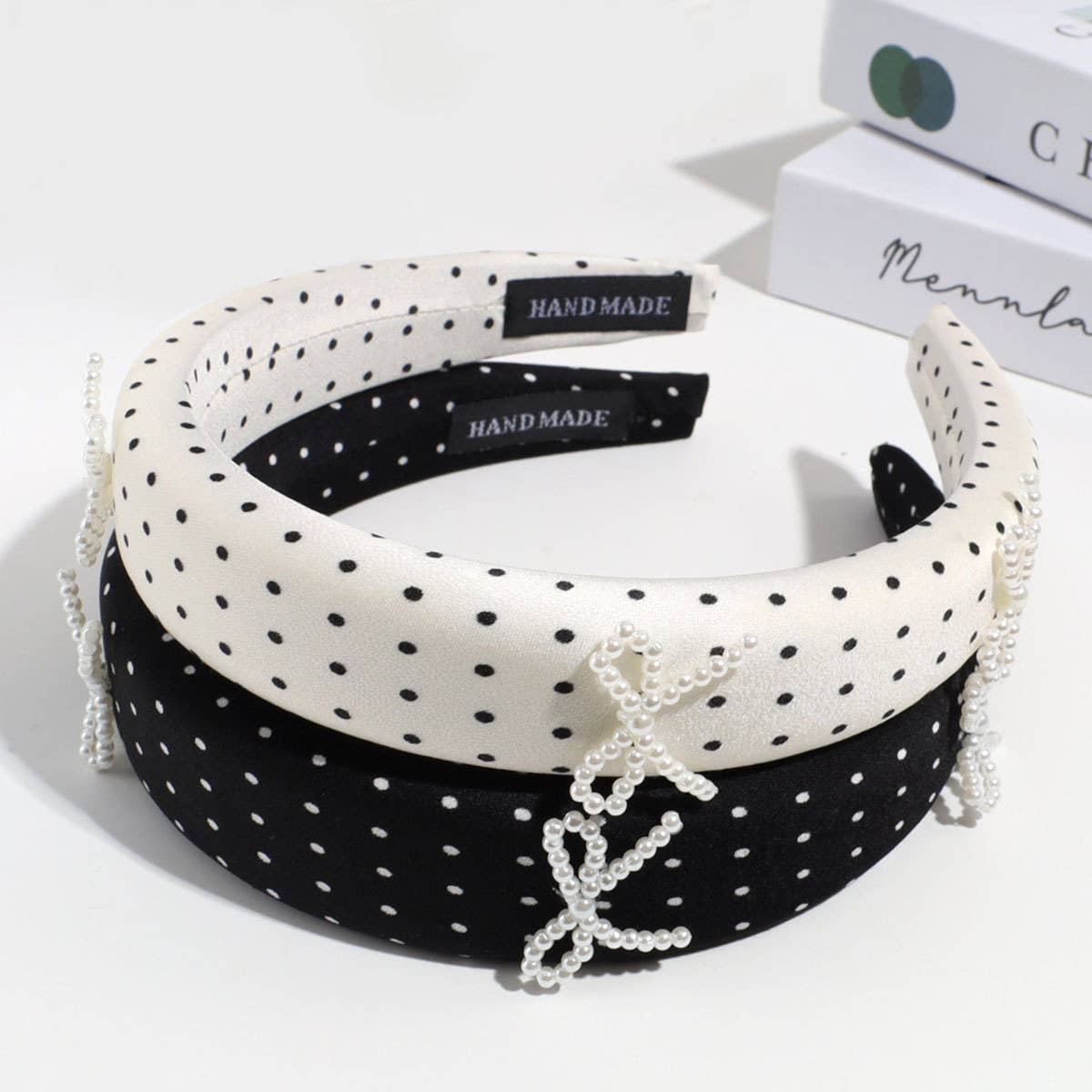 FASHIONABLE AND SIMPLE PEARL BOW DOT HEADBAND_CWAHA2248