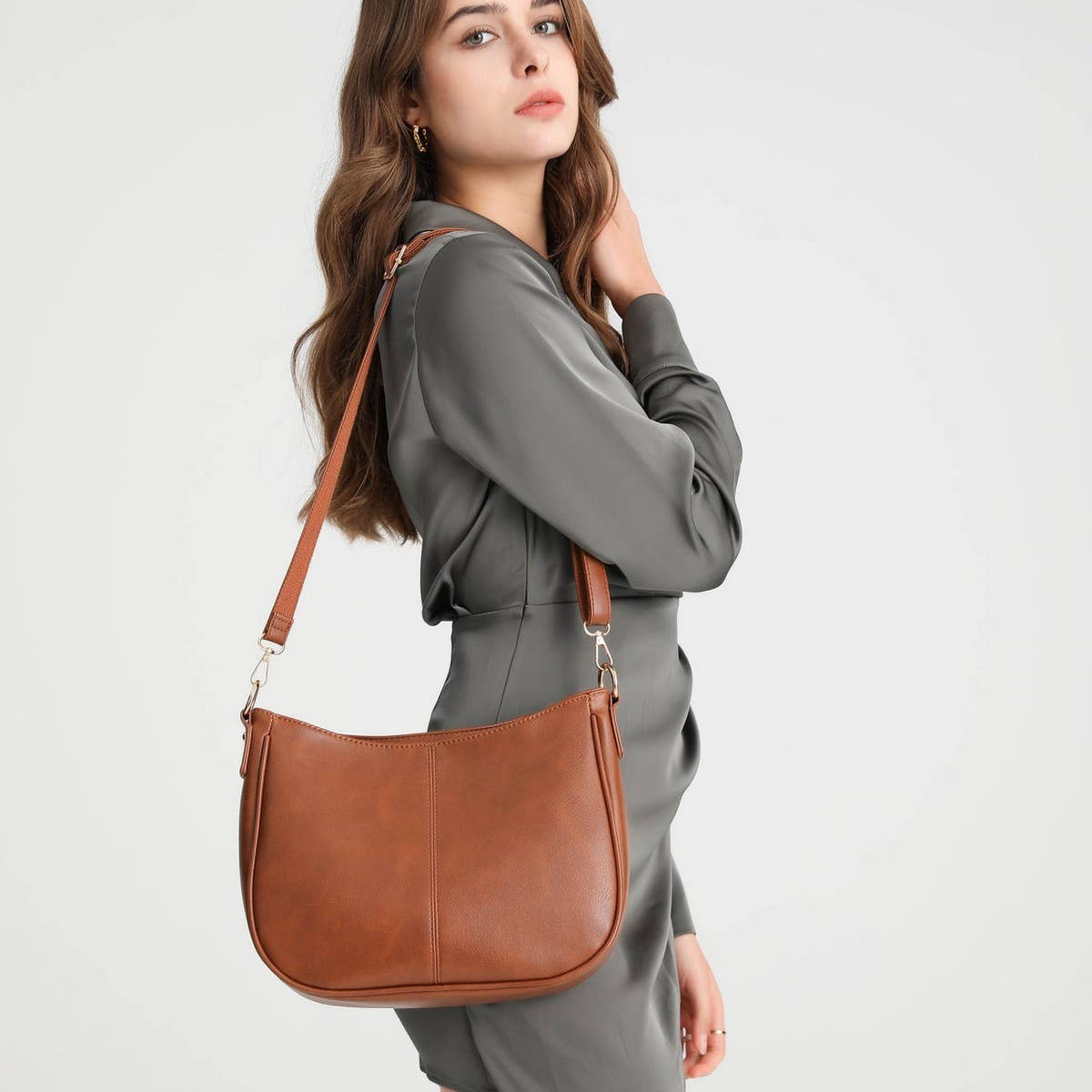 SIMPLE HIGH CAPACITY SINGLE SHOULDER CROSSBODY BAG_CWAB1809