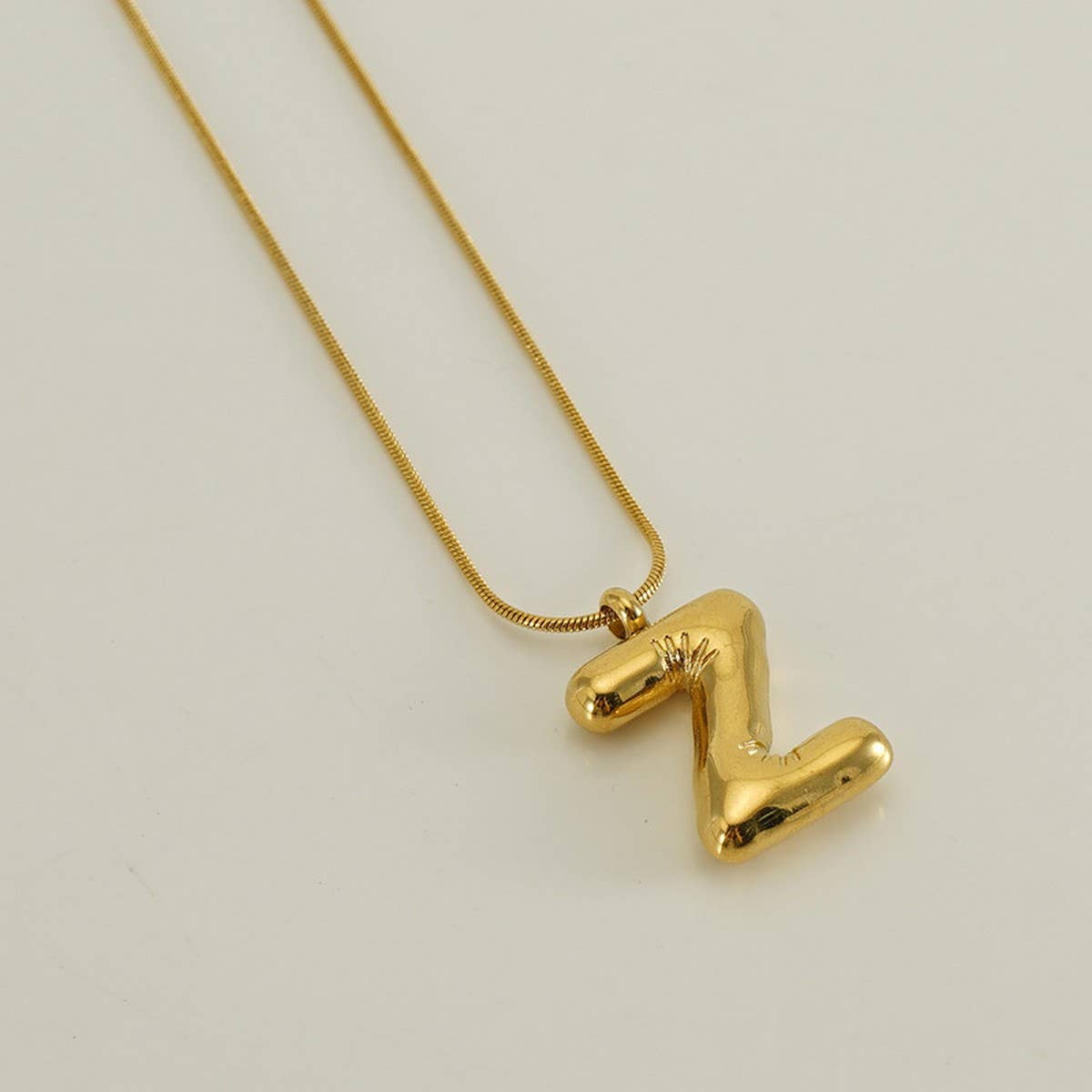 BALLOON STYLE 18K GOLD LETTER PENDANT NECKLACE_CWAJE0691