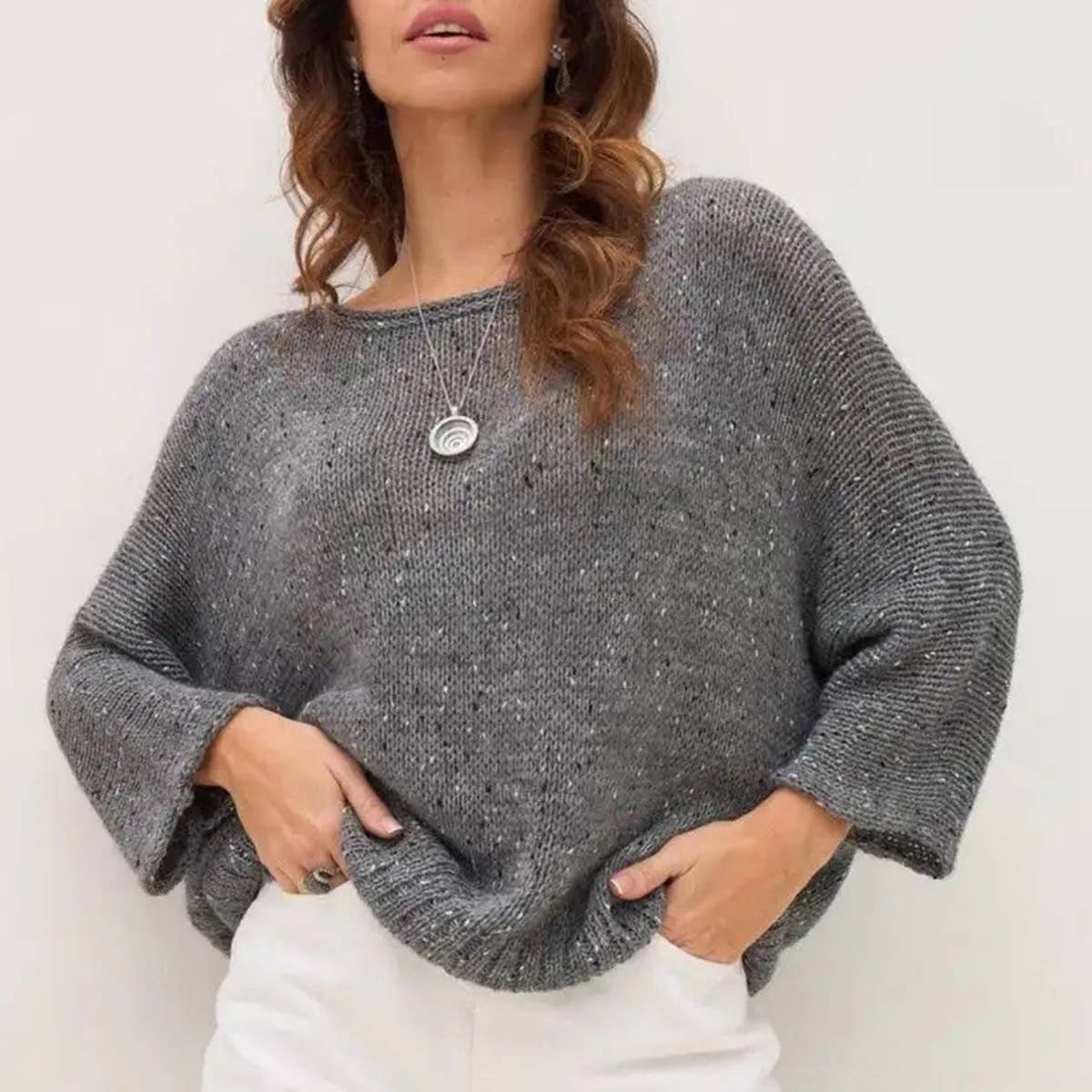 THIN SWEATER WITH LONG SLEEVES AND CREWNECK