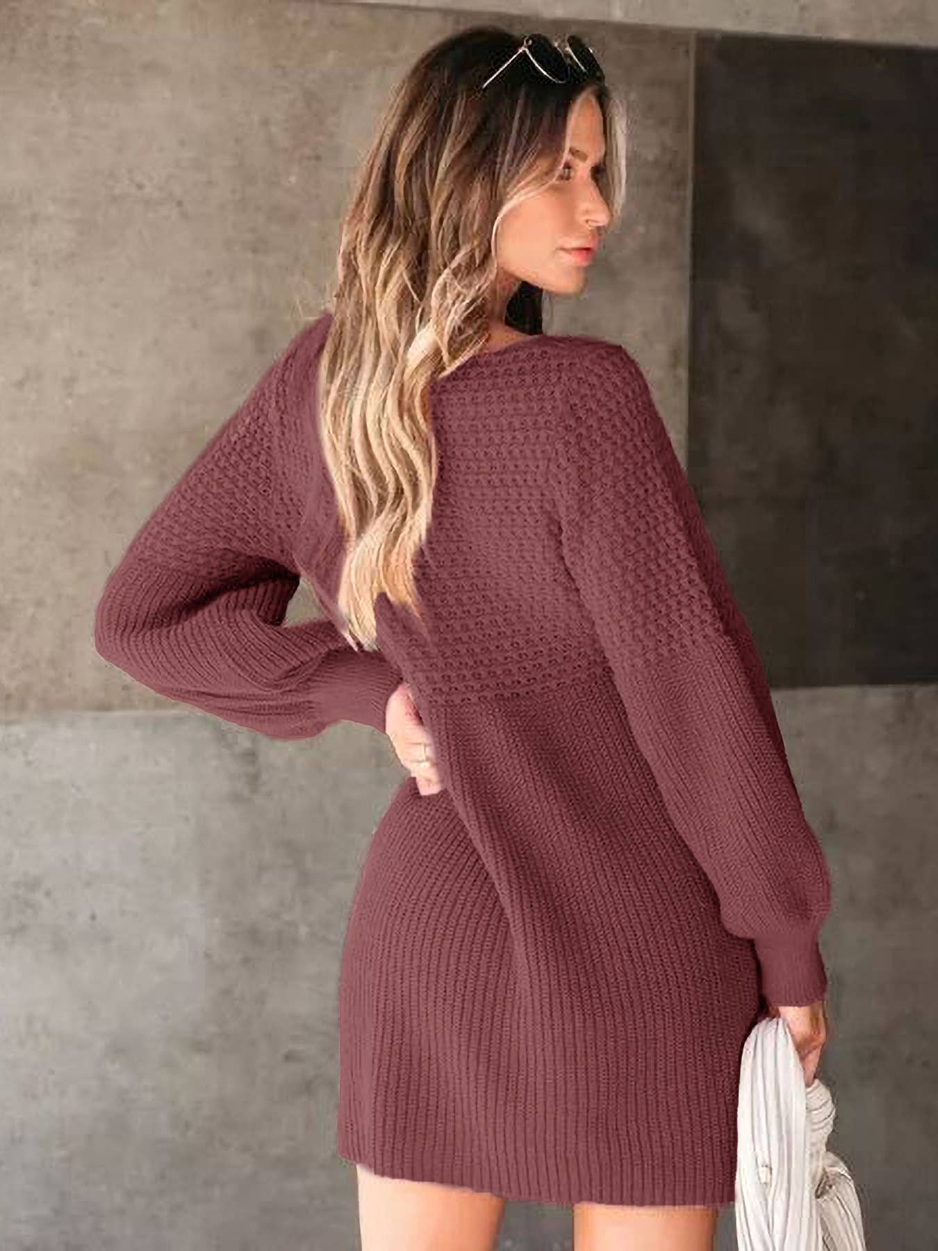 V-NECK SWEATER DRESS WITH LANTERN SLEEVES