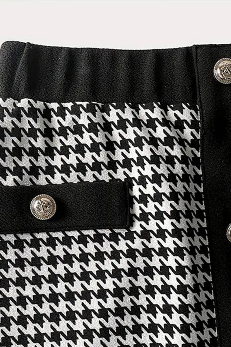 Cwbss0437_Elegant Contrast Button Short Stretch Skirt