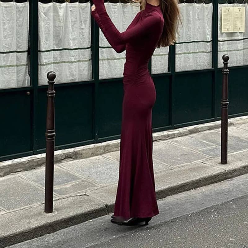 SOLID COLOR PLEATED SLIM-FIT WRAP BUTTOCK DRESS