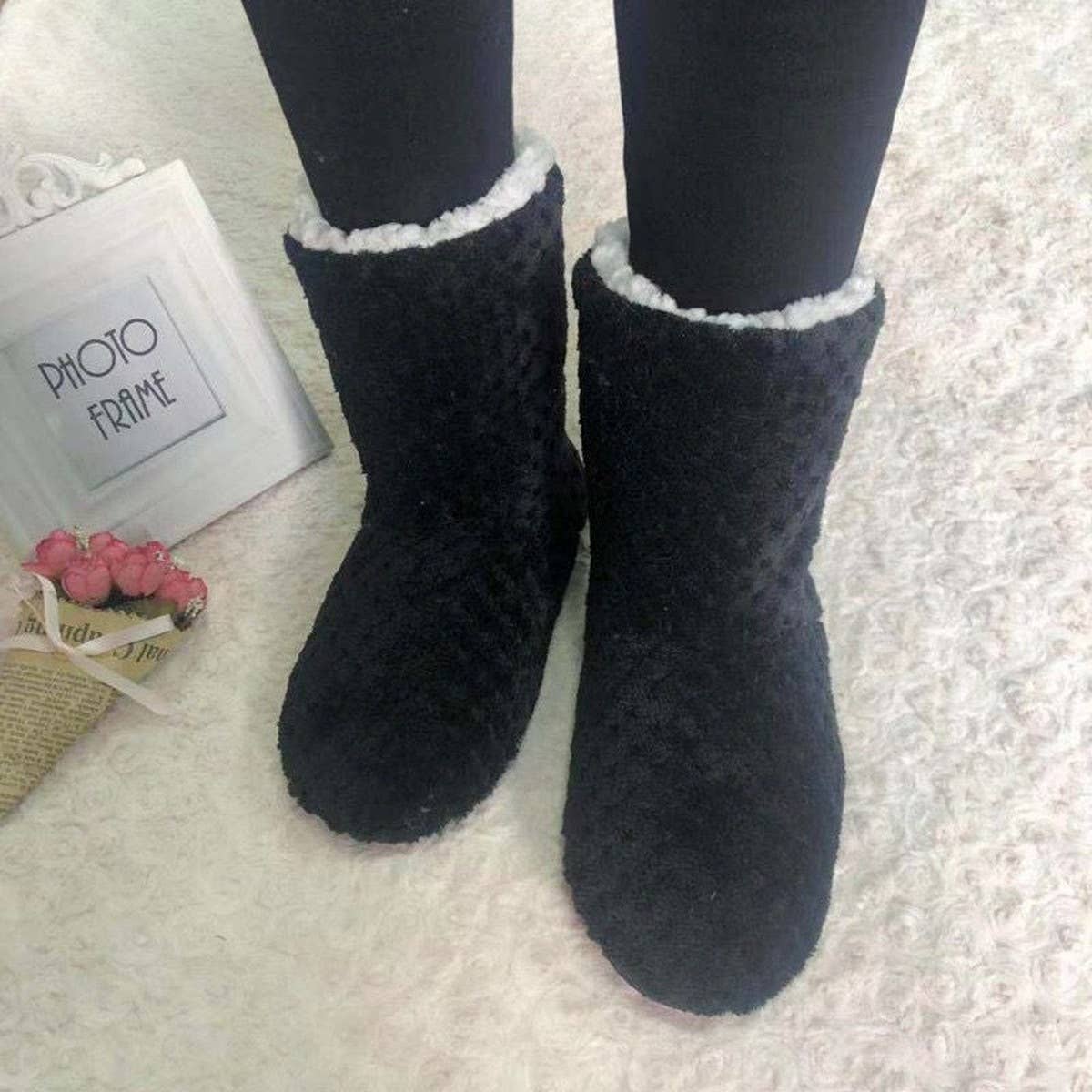 WINTER WARMTH AND NON-SLIP SOFT SOLE SOCK SLIPPERS