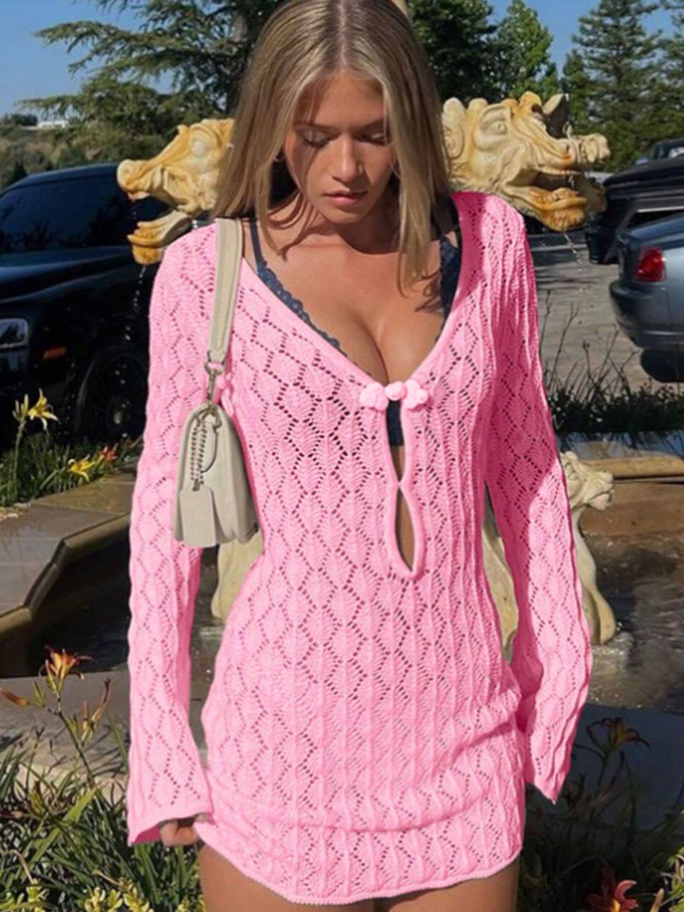 Hollowed-out hip-hugging knitted dress