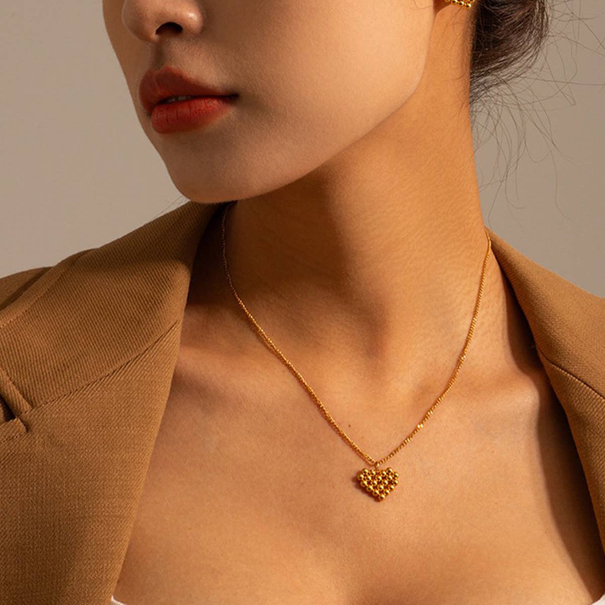 NEW ROUND BEAD HEART PENDANT DESIGN NECKLACE