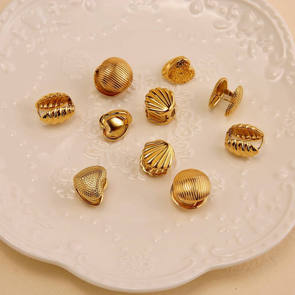 3D Heart Earrings in 18K Stainless Steel_CWMM8923