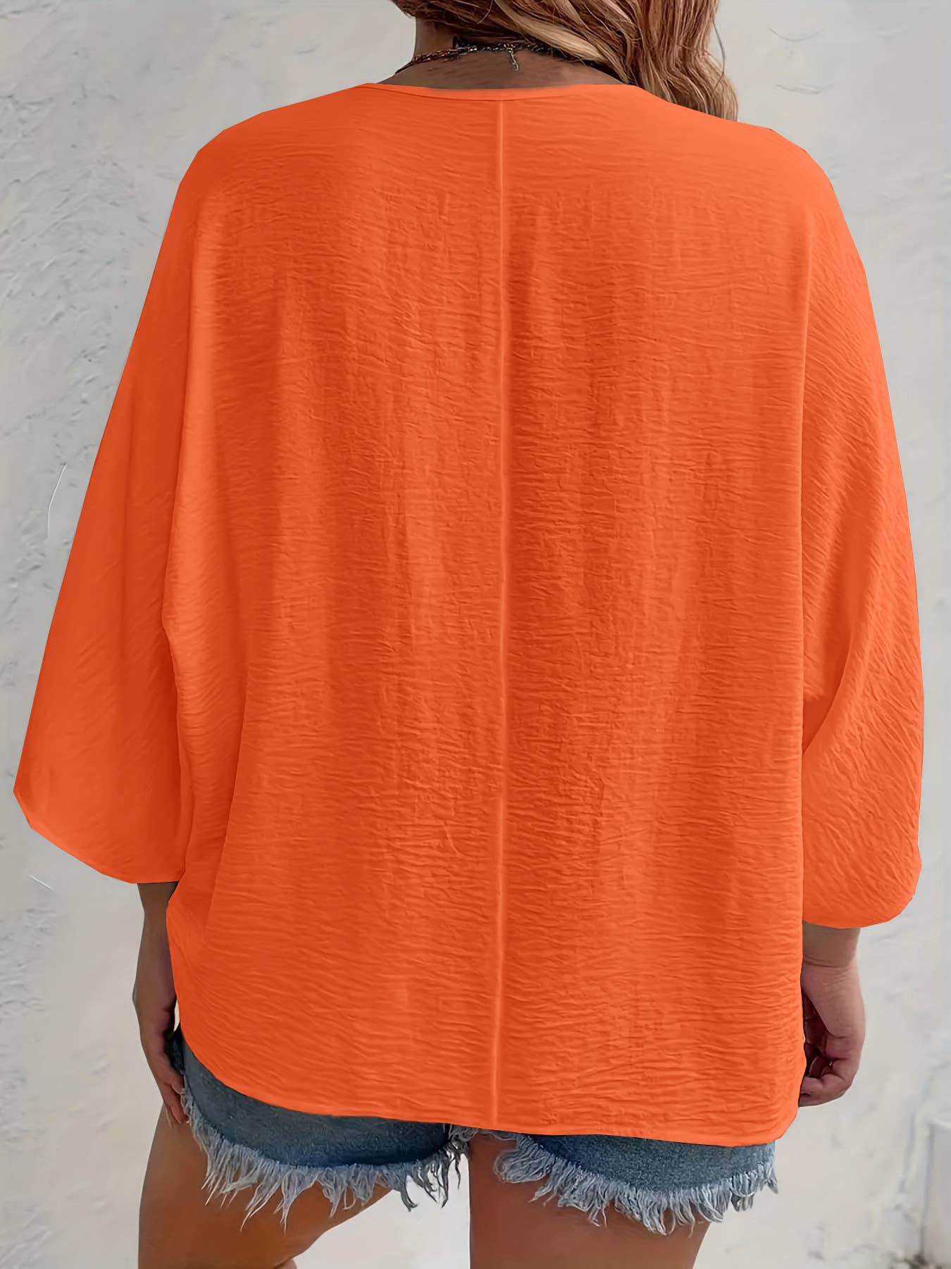 V-neck three-quarter sleeve cardigan