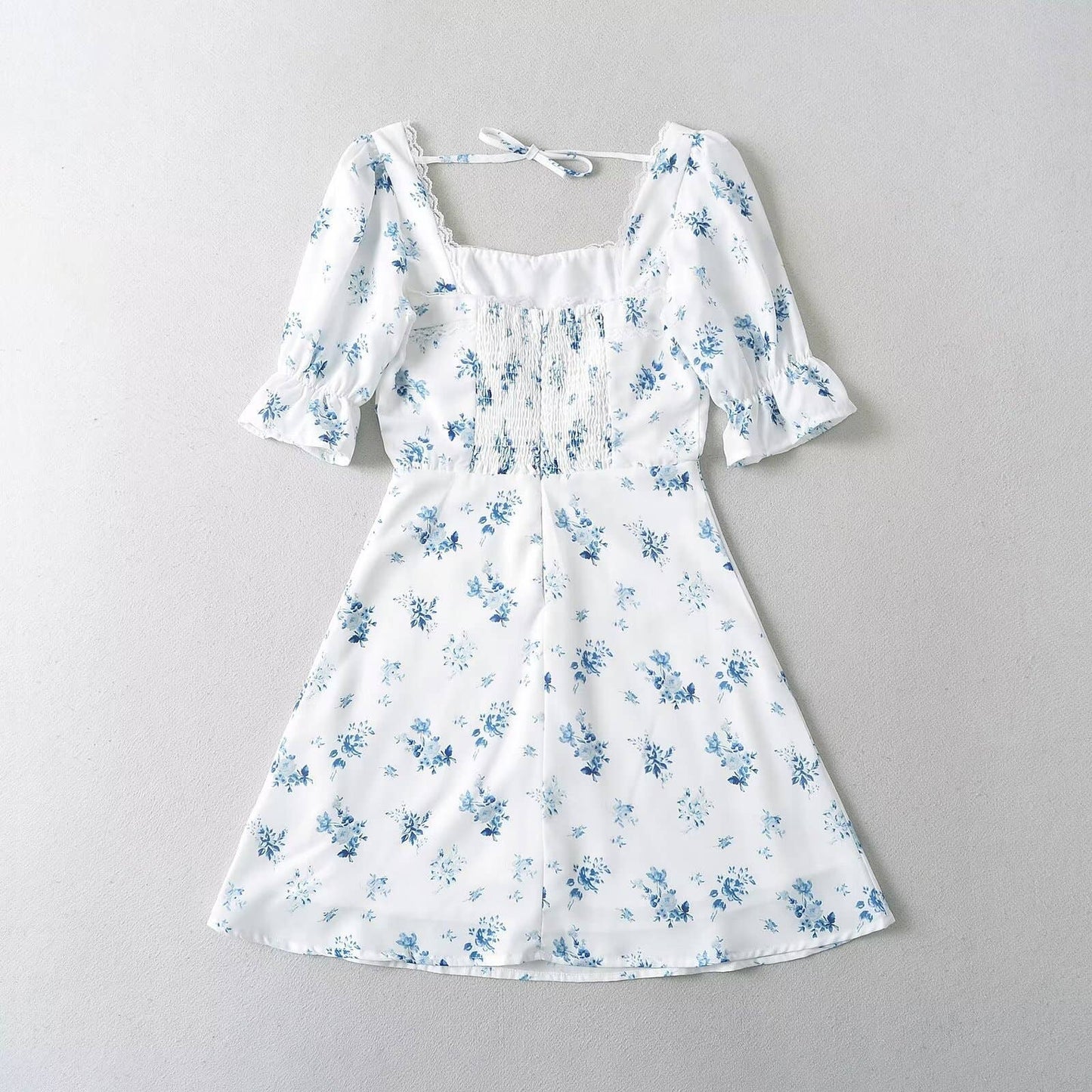 LACE-UP DRESS WITH PUFFY SLEEVES