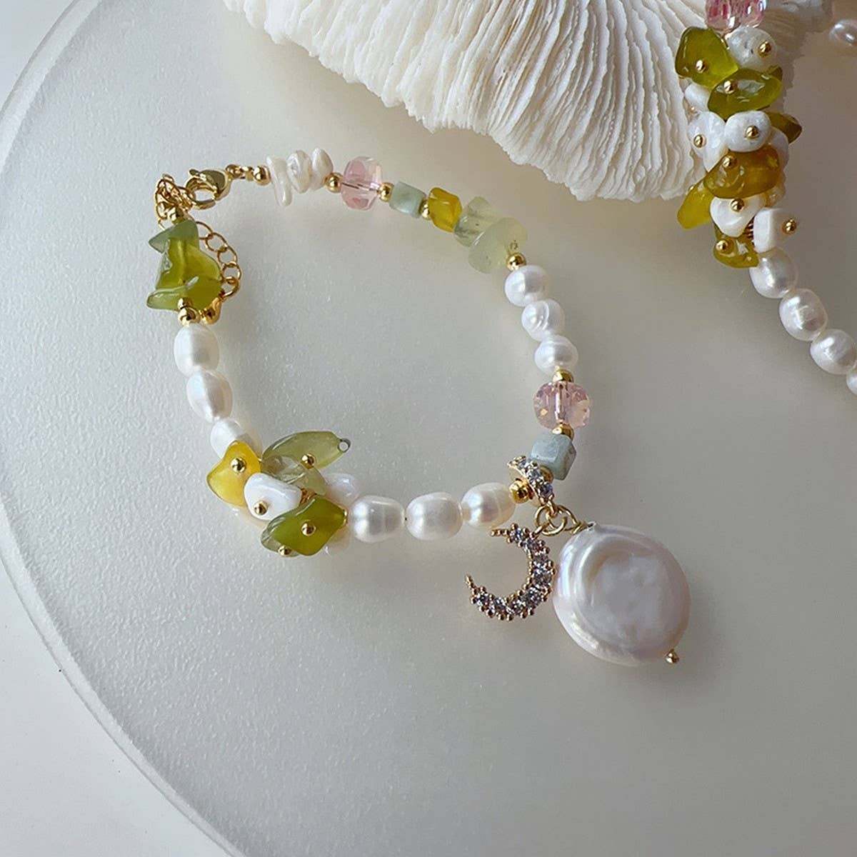 IRREGULAR RAW STONE HAND-WOVEN NECKLACE