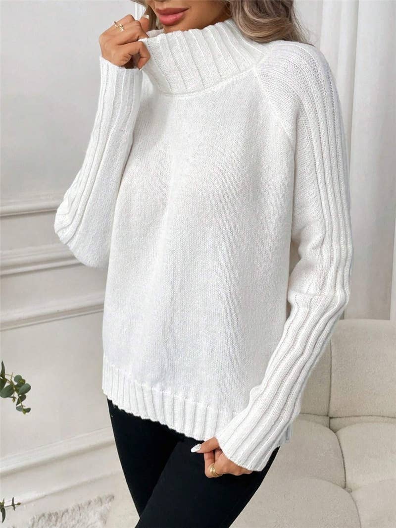 Solid-colored high-neck long-sleeved sweater