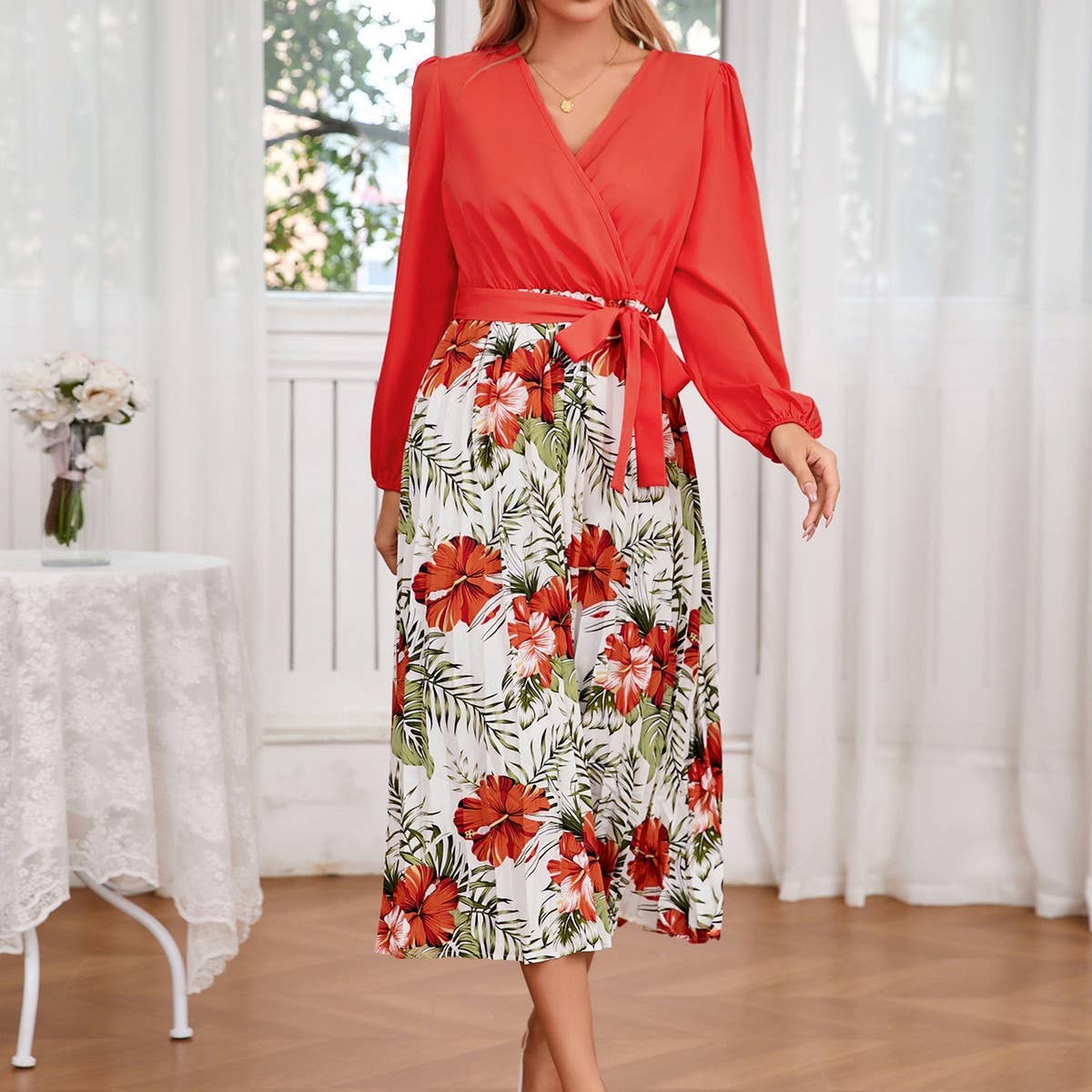 V-neck print long-sleeved pleated dress