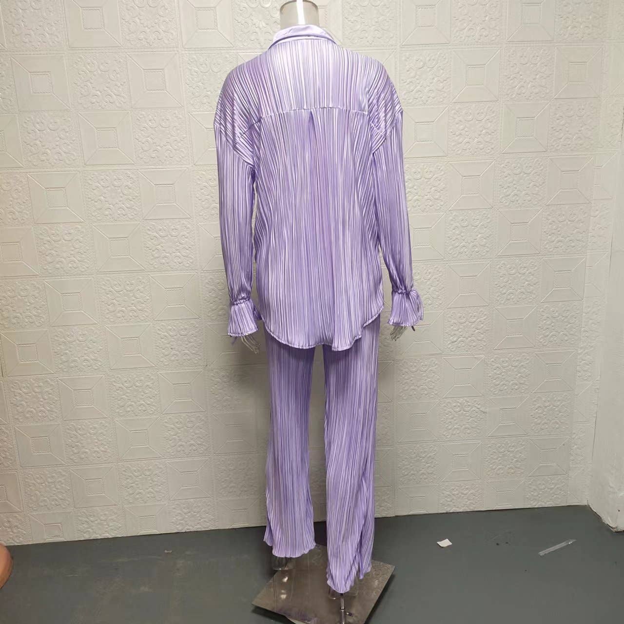 Fashion Pleated Shirt with Split Long Sleeve Set