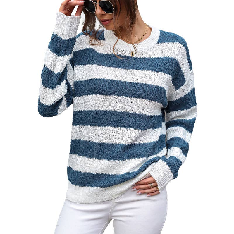 STRIPED KNIT CREW NECK IN CONTRASTING COLORS