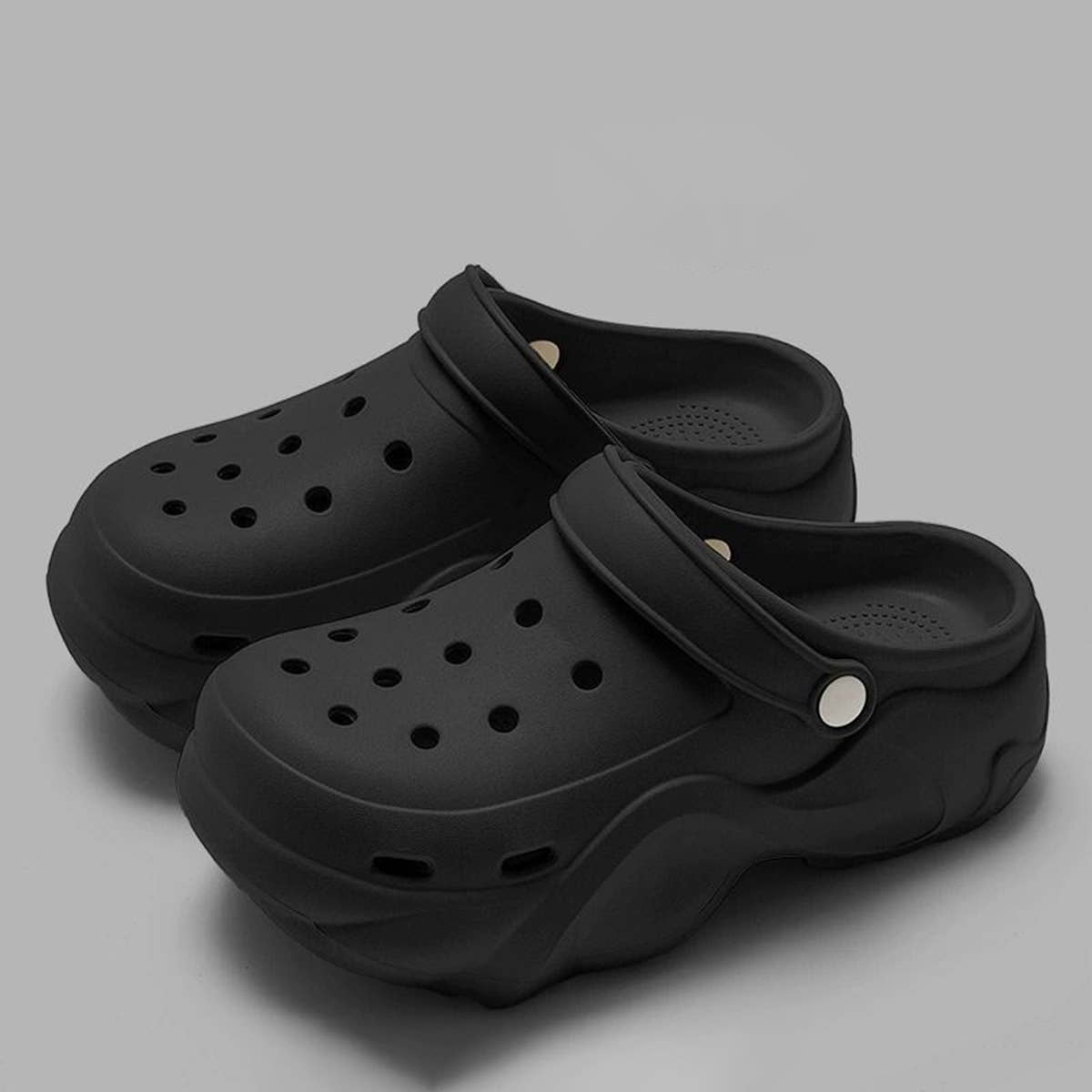 2024 NEW FASHION BEACH NON-SLIP HOLE SHOES_CWSHS0807