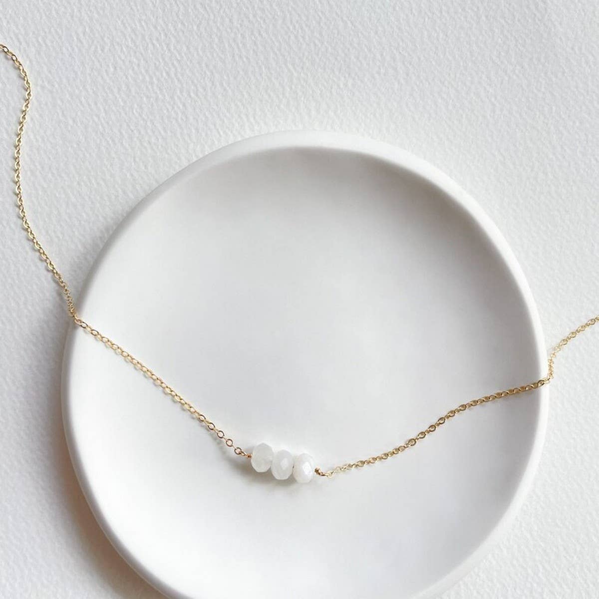 NATURAL STONE ABACUS BEAD WOMENS NECKLACE