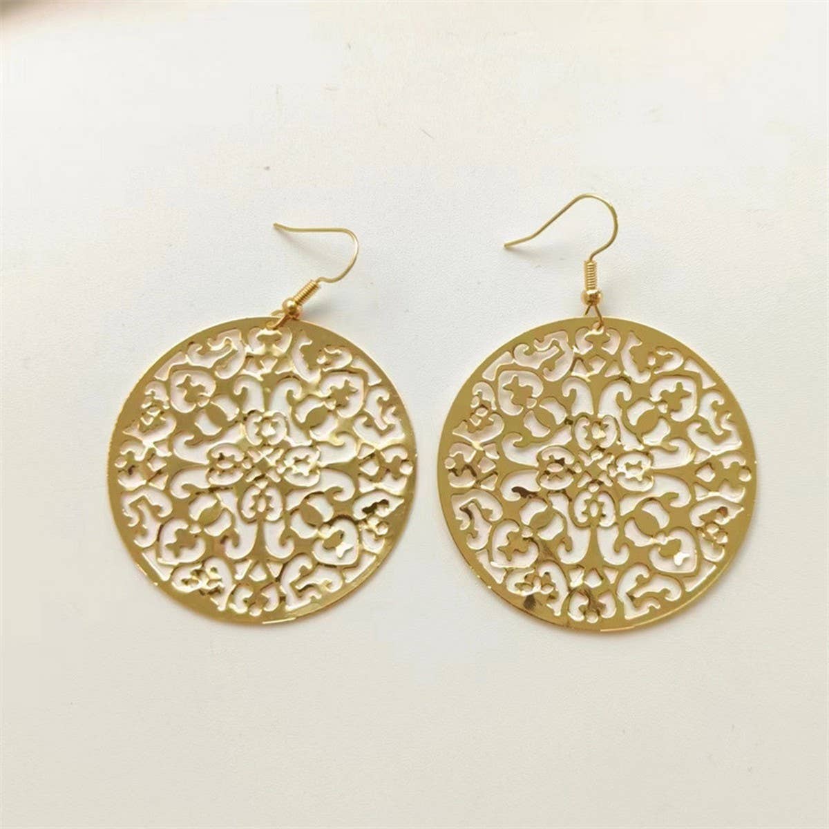 EUROPEAN AND AMERICAN HOLLOW FLOWER EARRINGS_CWAJE2005