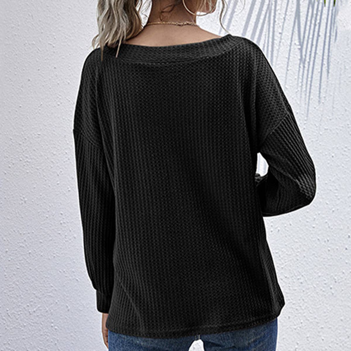 KNITTED V-NECK LONG-SLEEVED FASHION SWEATER