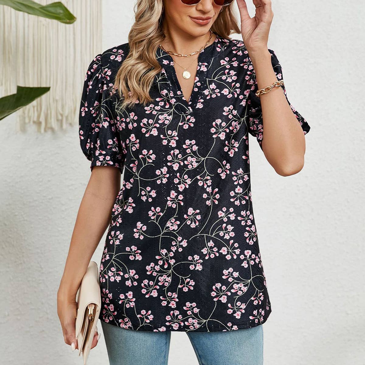 V NECK LOOSE SHORT SLEEVE PRINTED T SHIRT_CWTSTS0315