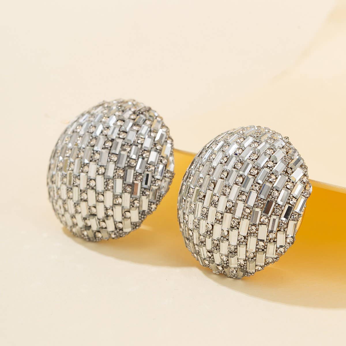 RETRO FULL DIAMOND PUNK STYLE DROP EARRINGS_CWAJE1143