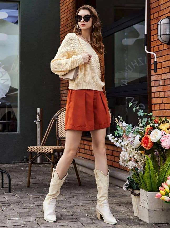 LONG SLEEVE COLOR CONTRAST V-NECK SWEATER